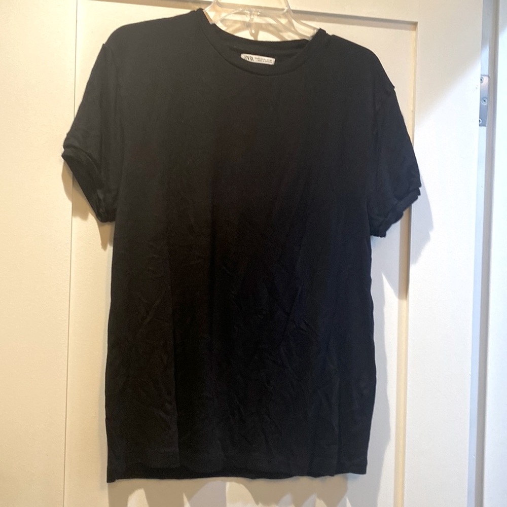 Zara classic black t shirt. Size XL